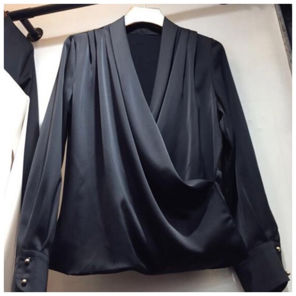 Silky Draping Top - Picture 3 of 8